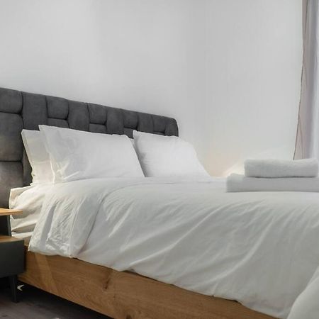 Syntagma Square, 60Sqm Platinum Suite Athen Eksteriør billede