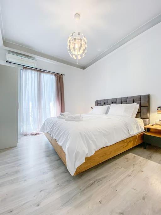 Syntagma Square, 60Sqm Platinum Suite Athen Eksteriør billede