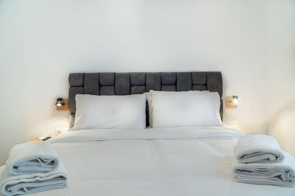 Syntagma Square, 60Sqm Platinum Suite Athen Eksteriør billede
